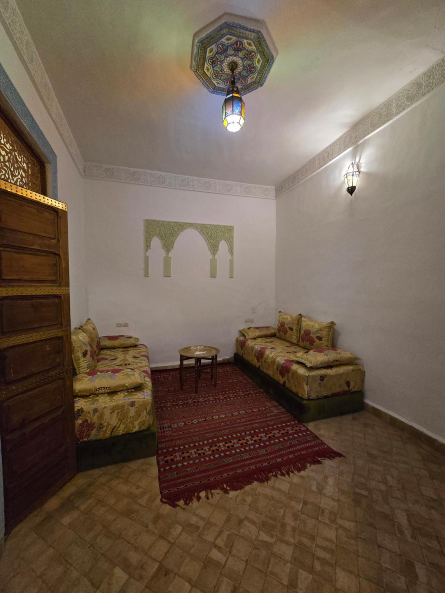 Dar Khmissa Fes Panzió Kültér fotó